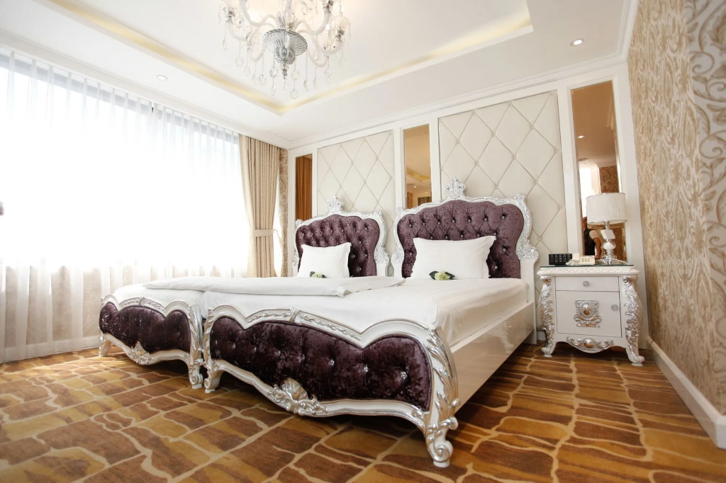 Hoang Trieu Hotel