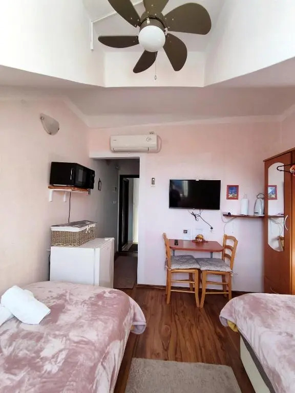 House Ina Ston