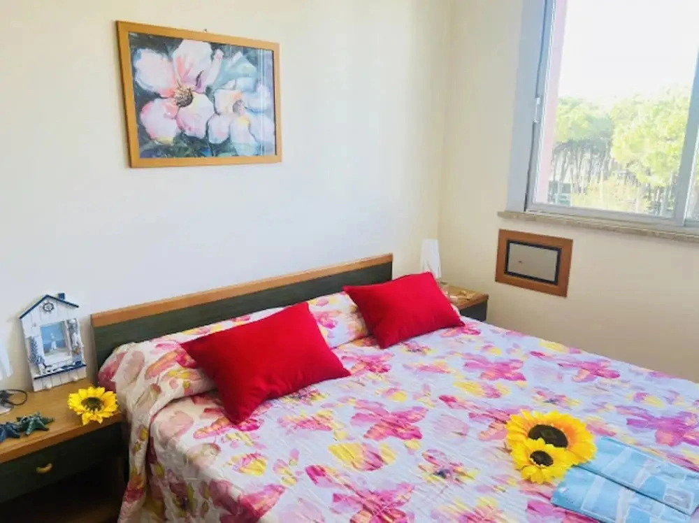 Bright Apartment With Balcony-beahost