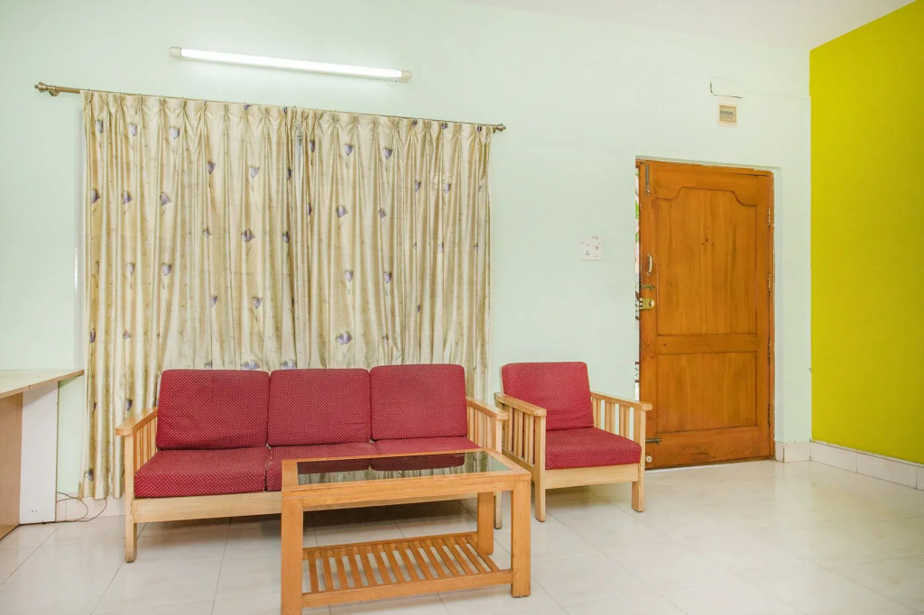 Hotel Red Carpet Residence by OYO Rooms