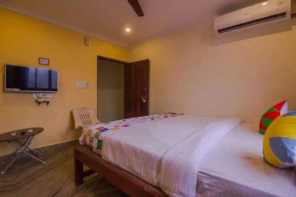 Home Elegant Stay By OYO Rooms