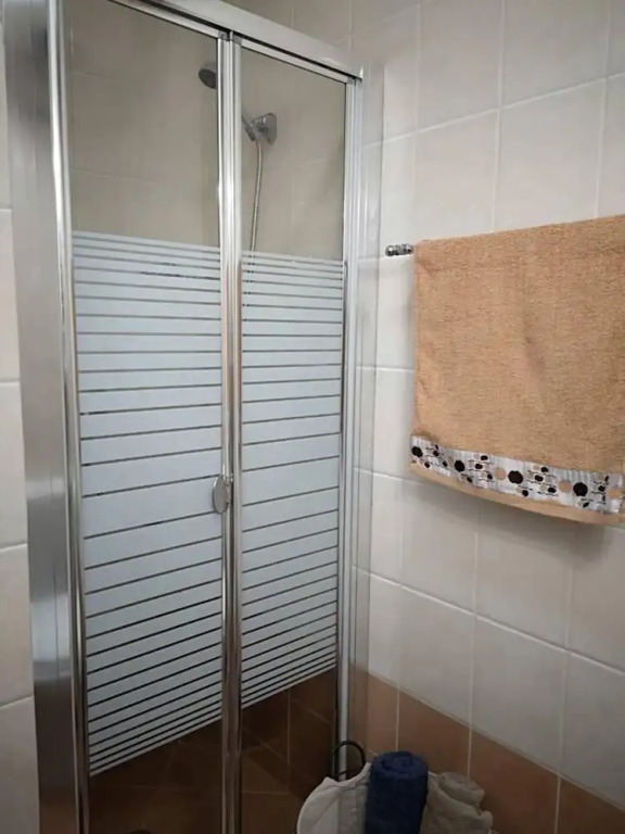 Apartment - Sleeps 5 - Parking - Private Terrace