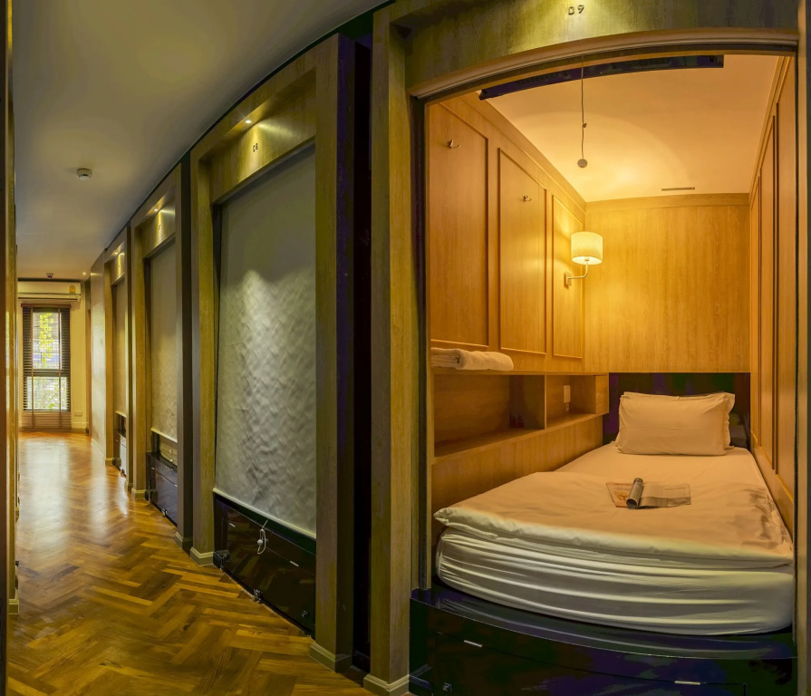 THE Posh Phayathai