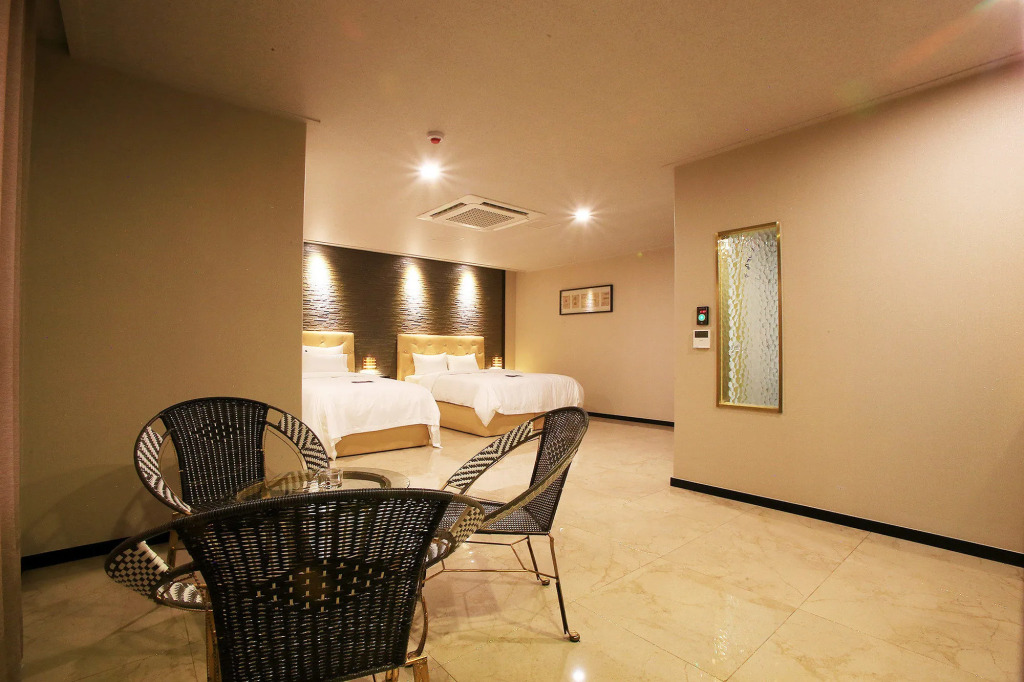 Urban Hotel & Golf