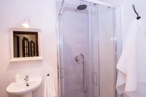 Zahira Suites