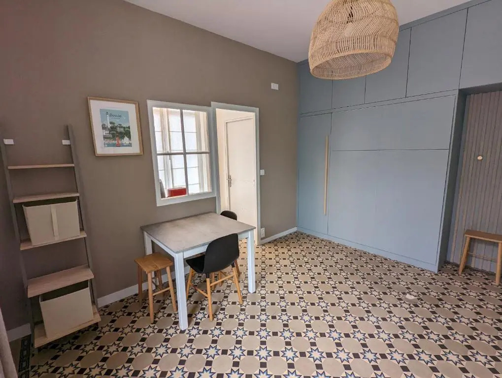 Studio rénové au c ur de Dinard proche mer