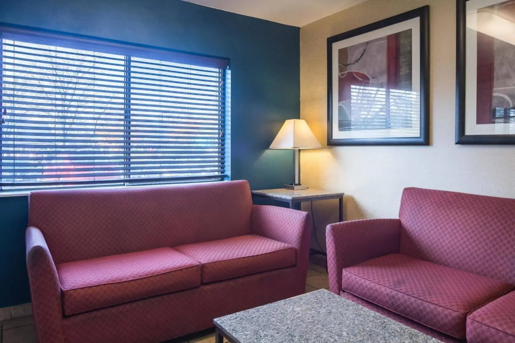 Motel 6-Madison, WI - East