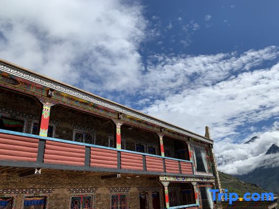 Guilan Xiaolu Hostel