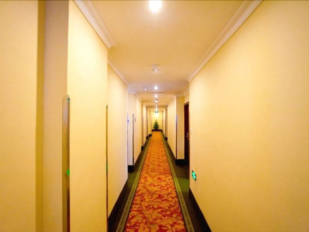 GreenTree Inn Zhejiang Ningbo Dongqian Lake Yinxian Avenue North Mozhi Road Business Hotel