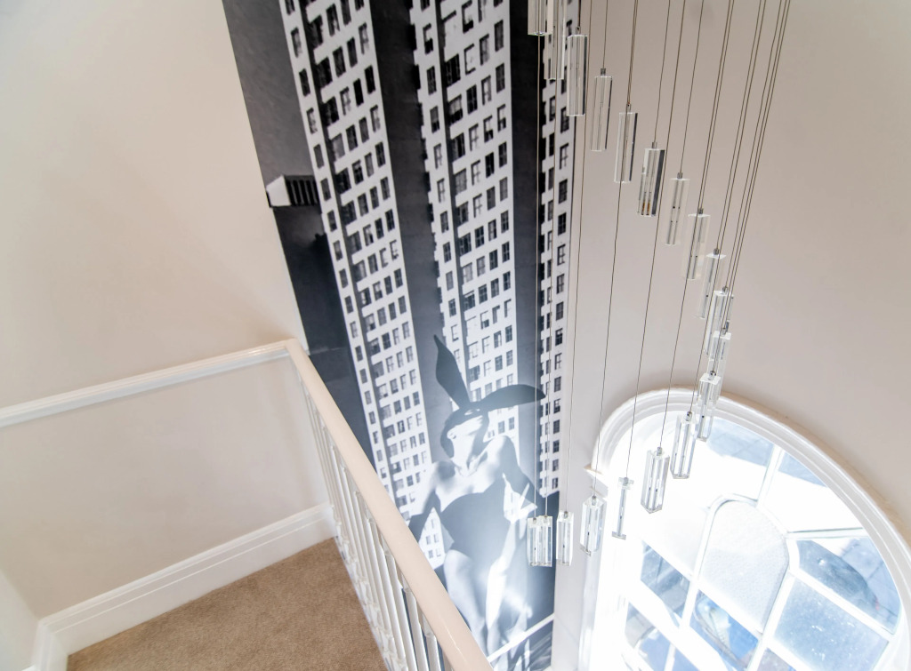 Velvet Apartments - 10 Park Square East