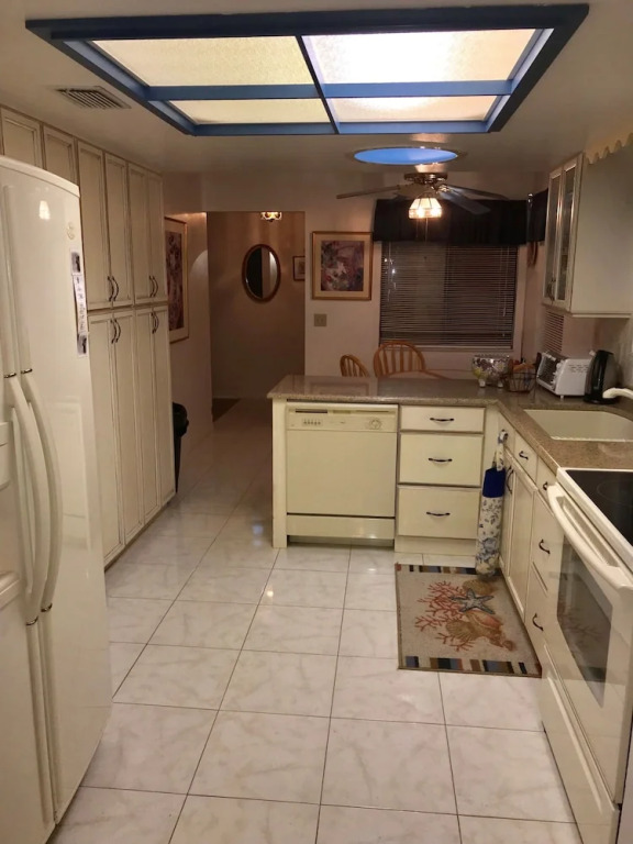 Sea Woods 3bdrm 4205