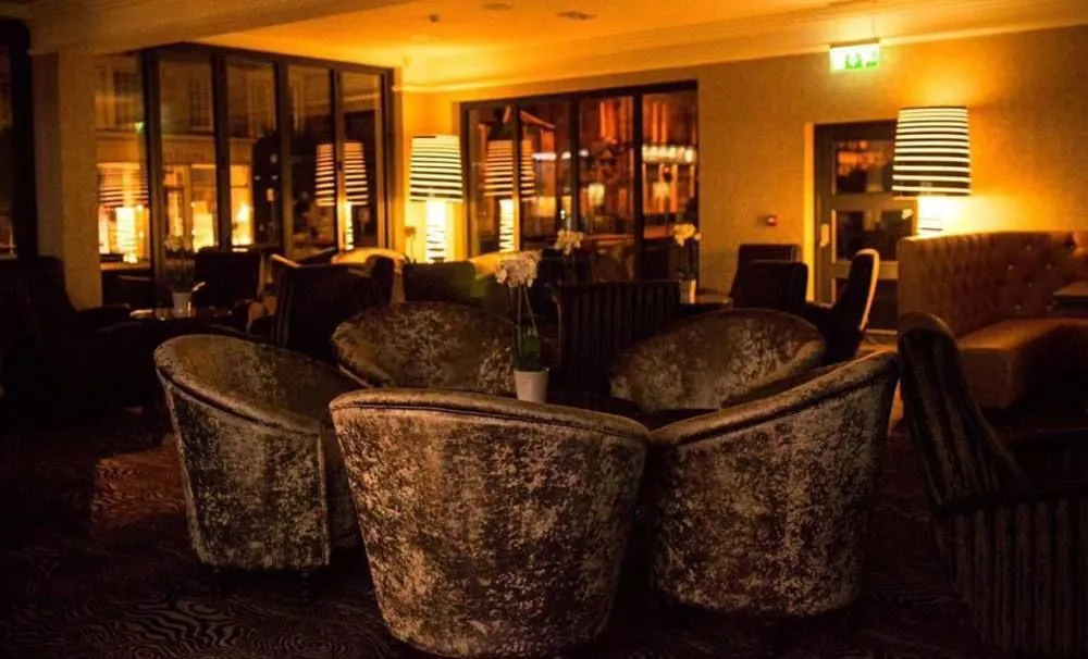 Royal Hotel