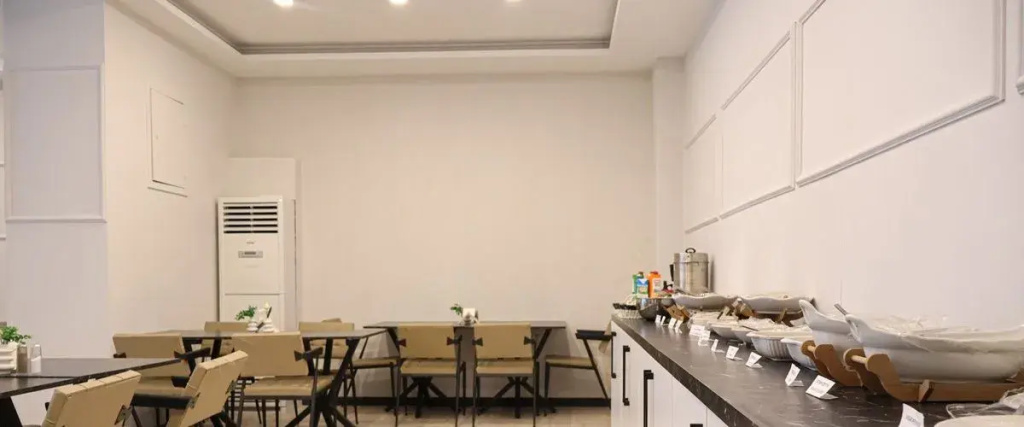 Home Plus Hotel