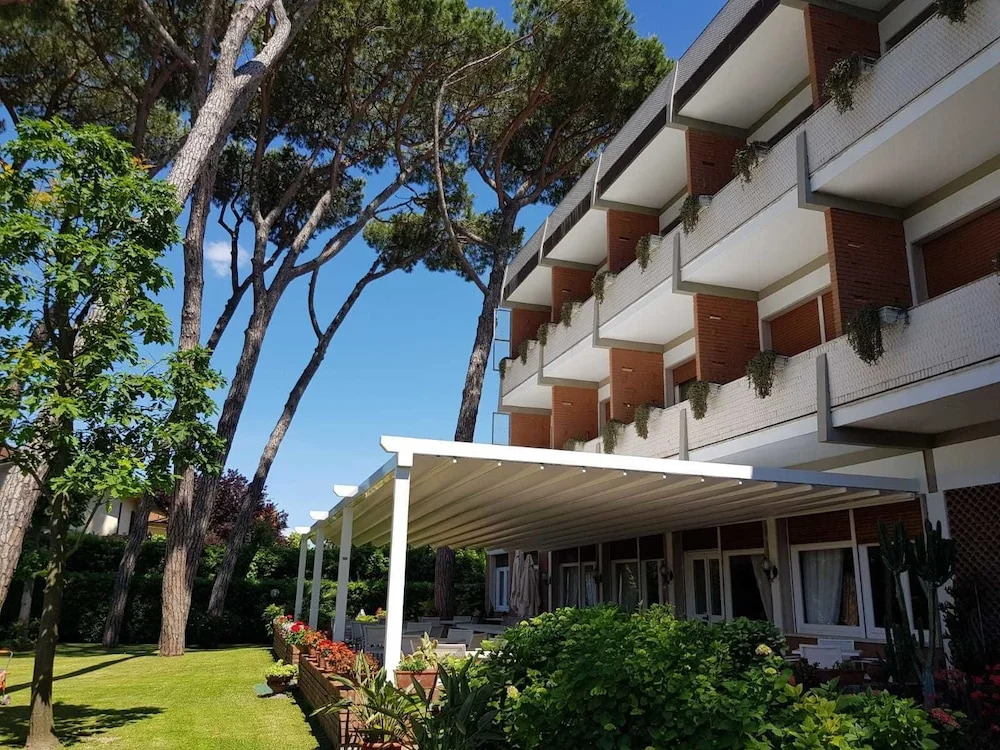 La Serena Forte dei Marmi, Small Luxury Hotels of the World