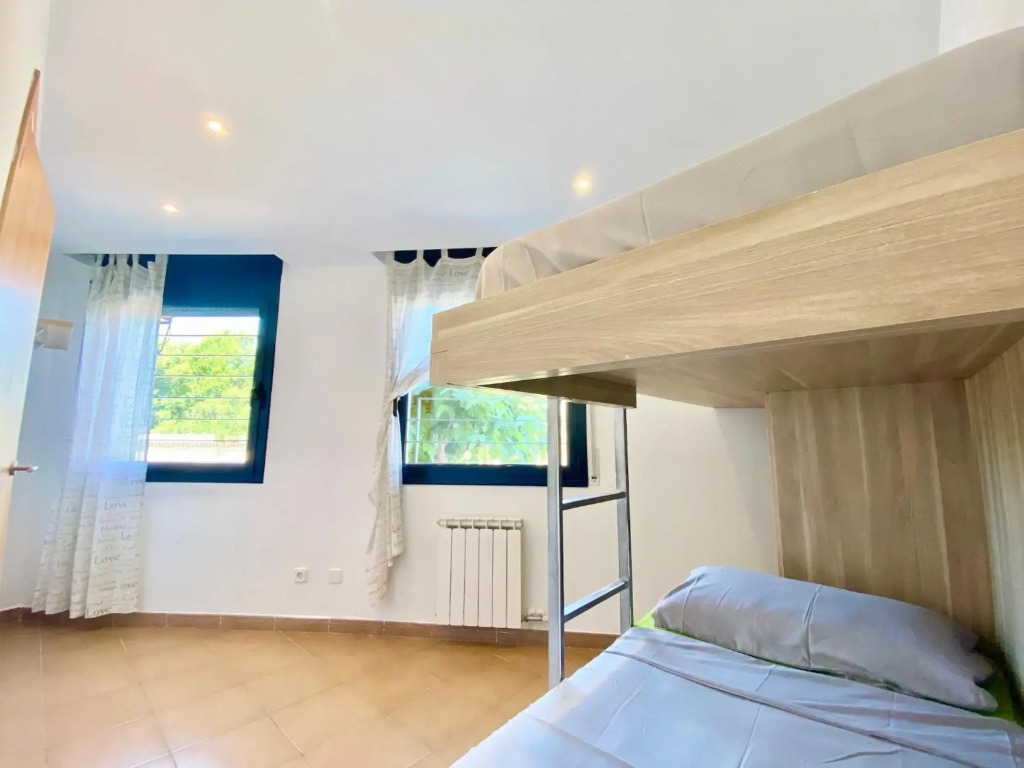 Hauzify I Apartament Forques
