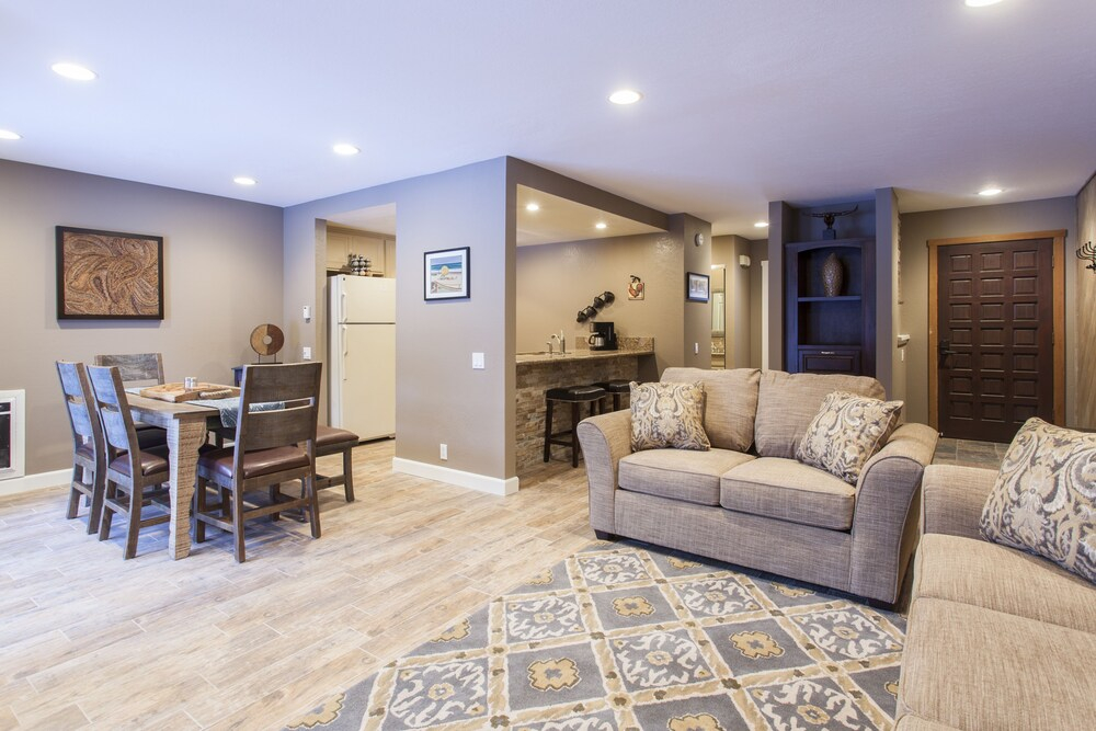 Snowcreek 405 Phase III