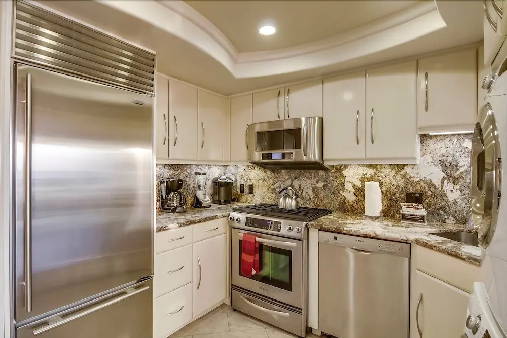 Residence Club I 2 Bedrooms 3 Bathrooms Townhouse