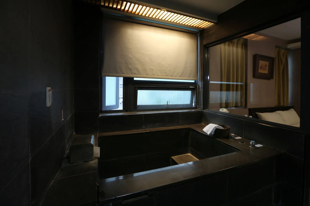 Shan-Yue Hotspring Hotel