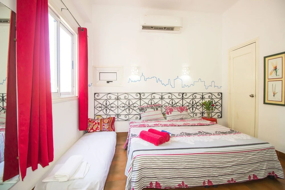 Skyline Studio Apartment