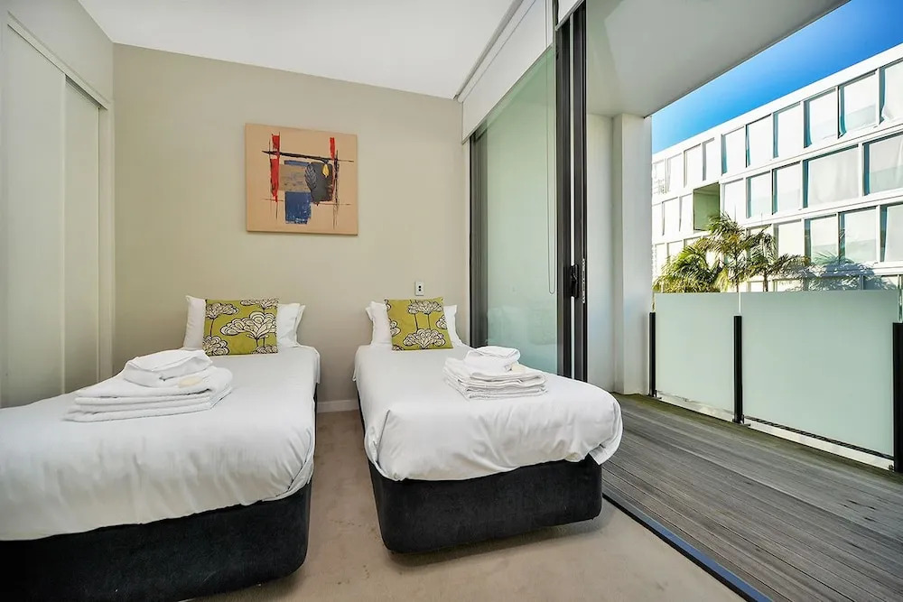 QV Modern Viaduct Apartment - 331