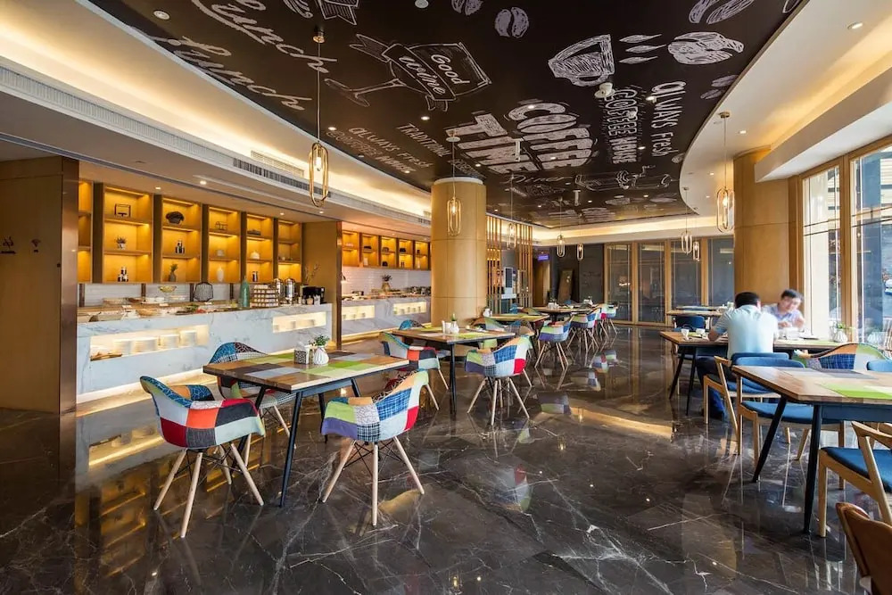 Ningbo Tianyi Square Atour Hotel