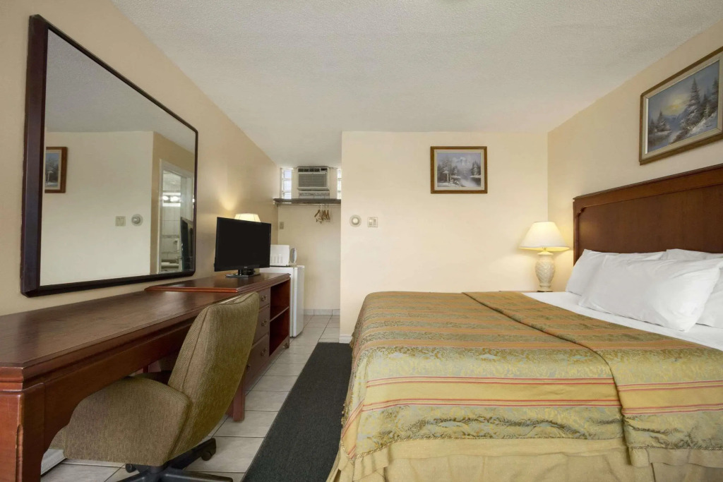 Knights Inn Burlington