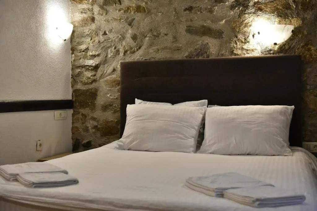 Canyon Matka Hotel