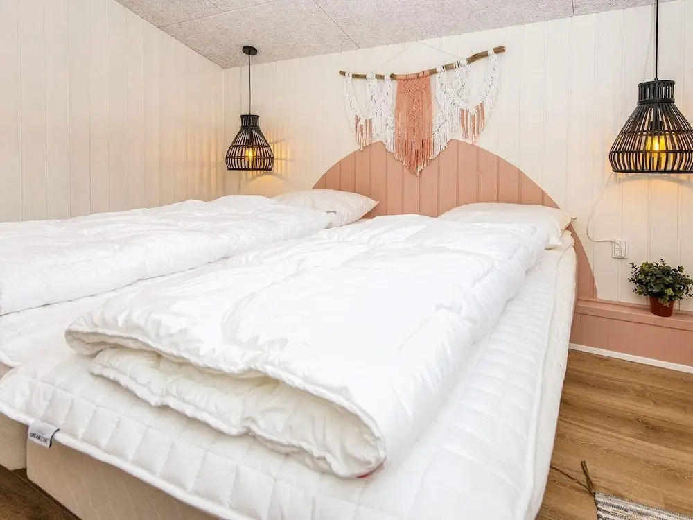 Dune Escape with Games and WiFi-By Traum