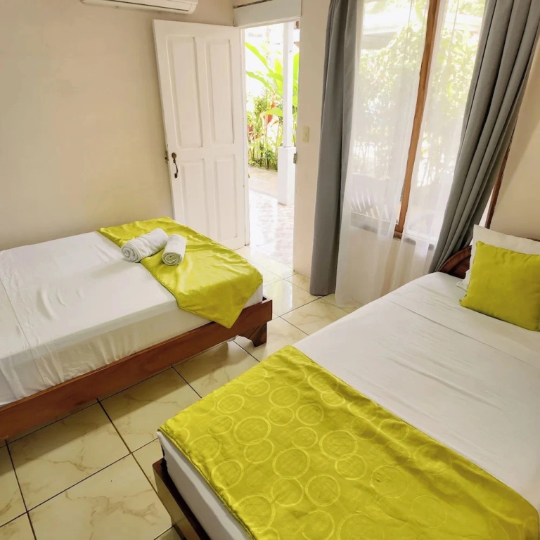Arenal Poshpacker Boutique Urban Tropical Hotel