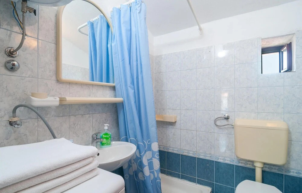 Awesome Apartment in Sutivan With 2 Bedrooms, Wifi and Outdoor Swimming Pool