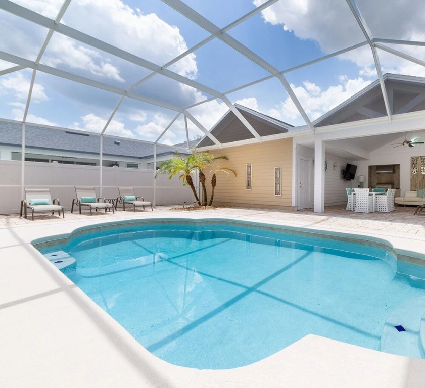 Rvh_295r Sparkling Oasis 4 Bedroom Home