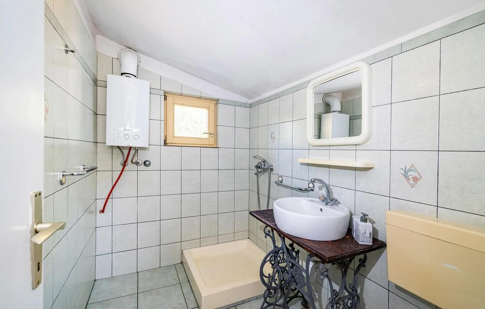 Nice Home in Sali With 2 Bedrooms and Wifi