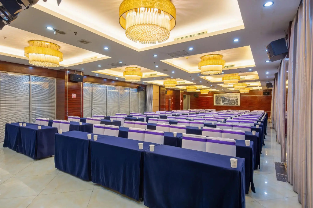 Hanyan Pearl Hotel