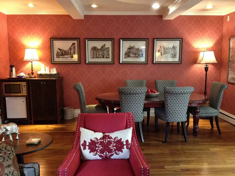 Rosewood Inn