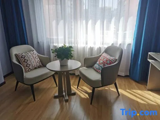 TRUE GO Hotel X (Beijing Guomao Sihui Subway Station)