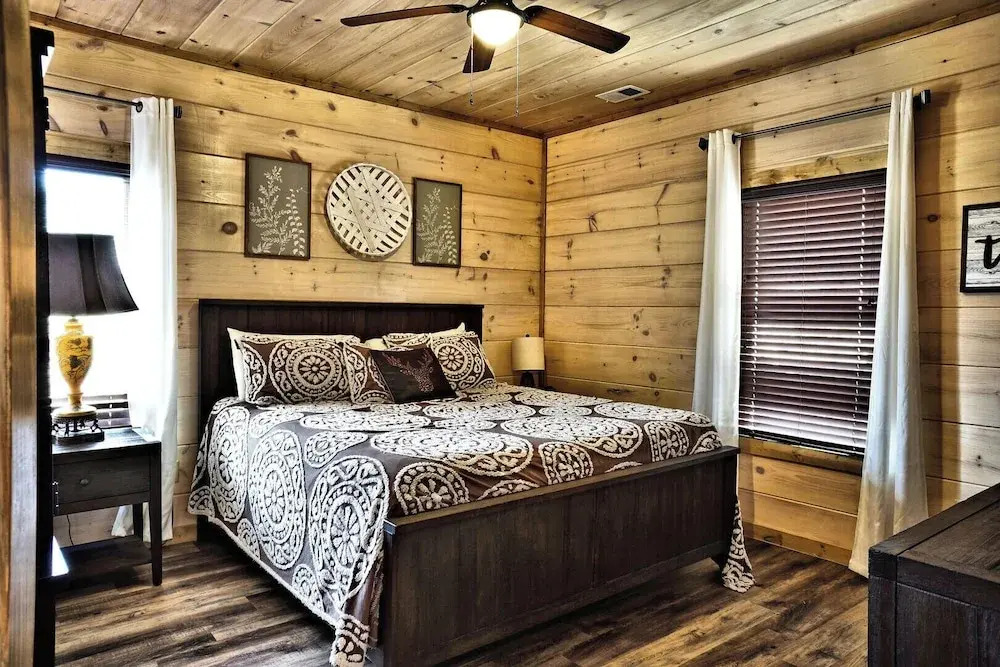 Sasquatch Inn