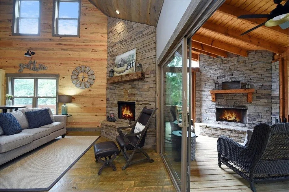 Chic on the Creek by Escape to Blue Ridge