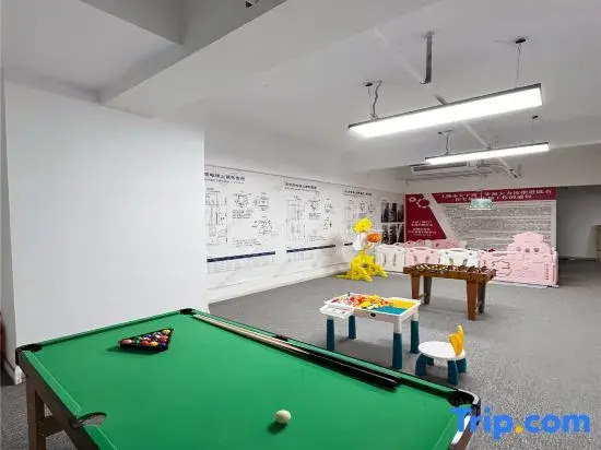 五悦悦心酒店上饶万力时代金龙岗青年艺术街区店 Wuyue Yuexin Hotel Shangrao Wanli Times Golden Dragon Hill Youth Art District Branch