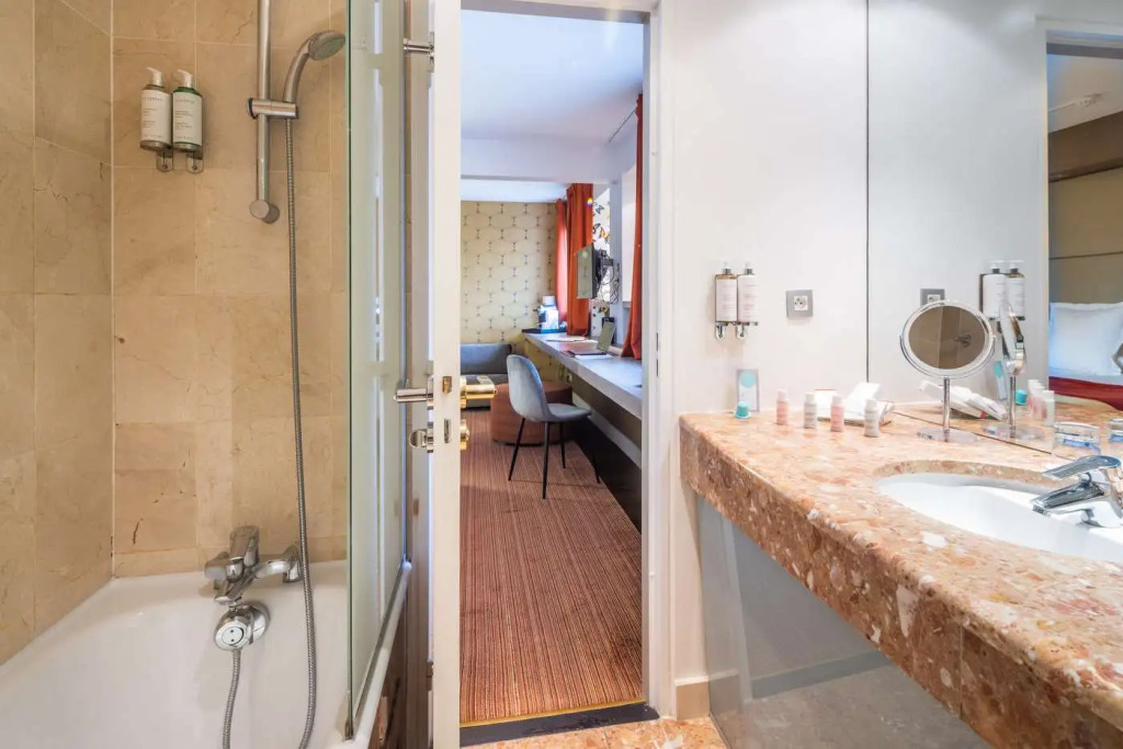 Hôtel Paris Neuilly