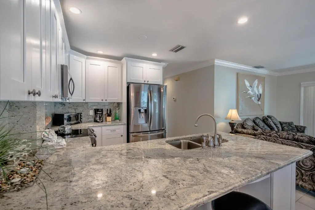 Shore Haven Unit 5A, 2 Bedroom, WIFI, Gulf View, Sleeps 4