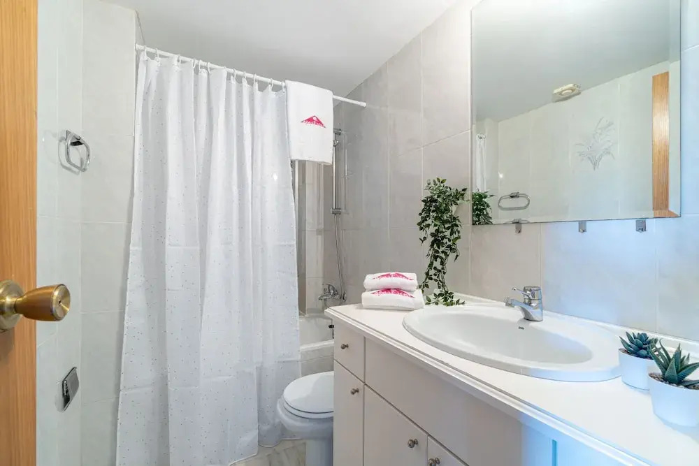 Apartment in Empuriabrava Near Sandy Beach