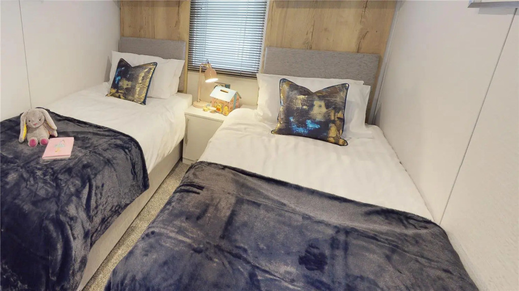 Sure Studio by Best Western Brackenborough Lakes & Resort
