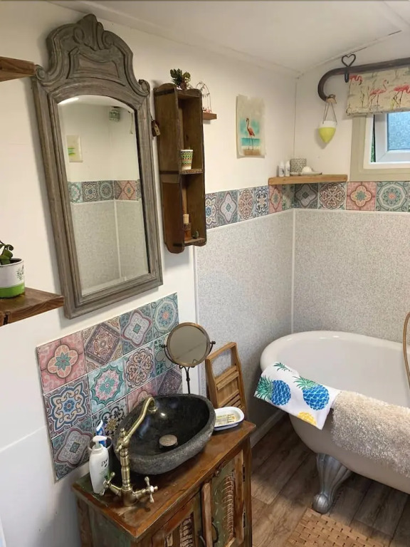 Ingoldfield Accommodation