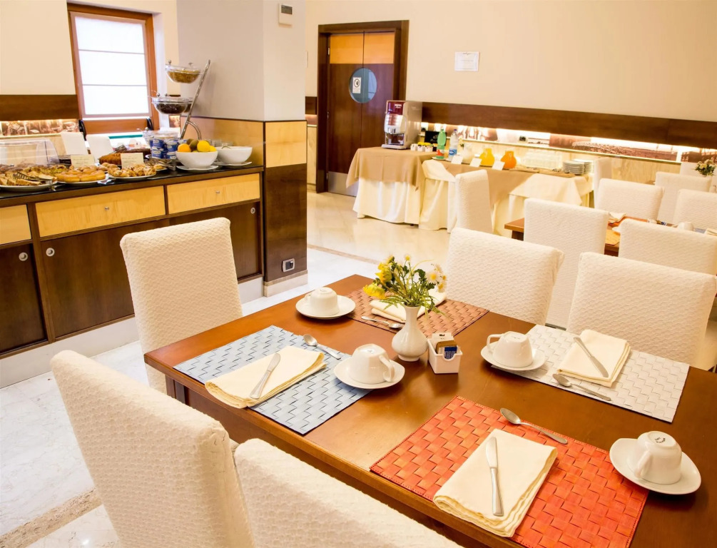 Suites & Residence Hotel