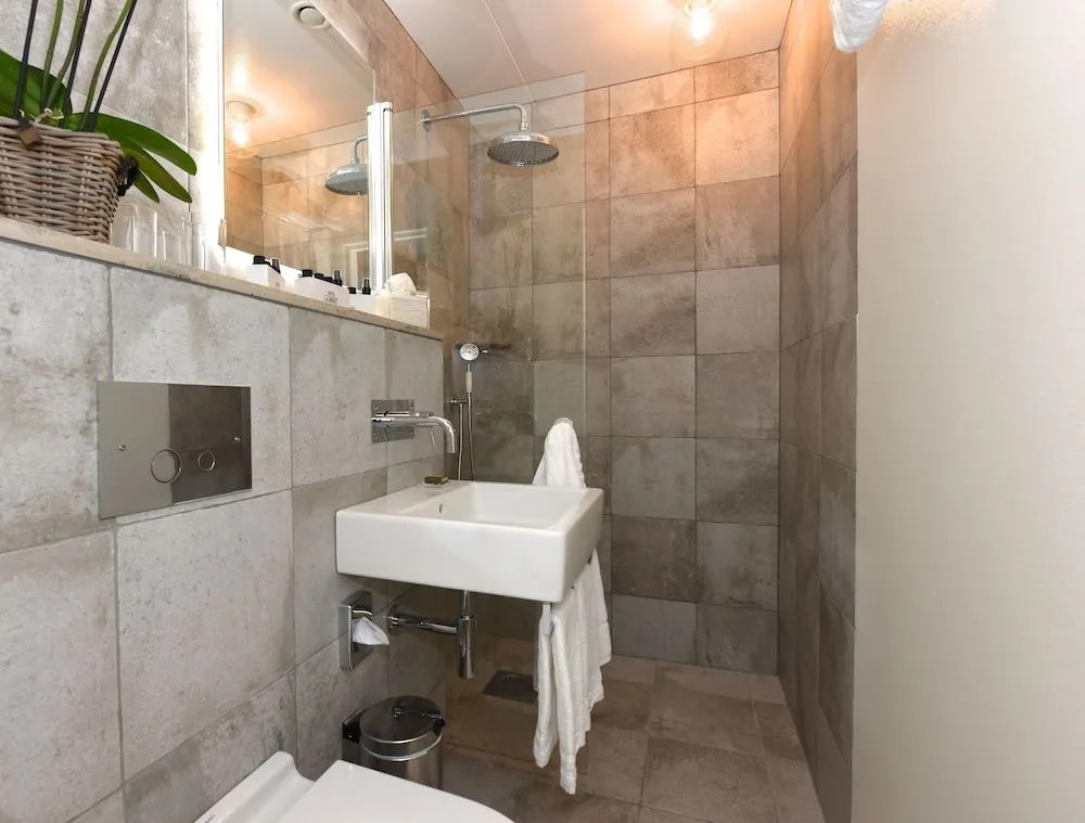 Hotel Mezzo