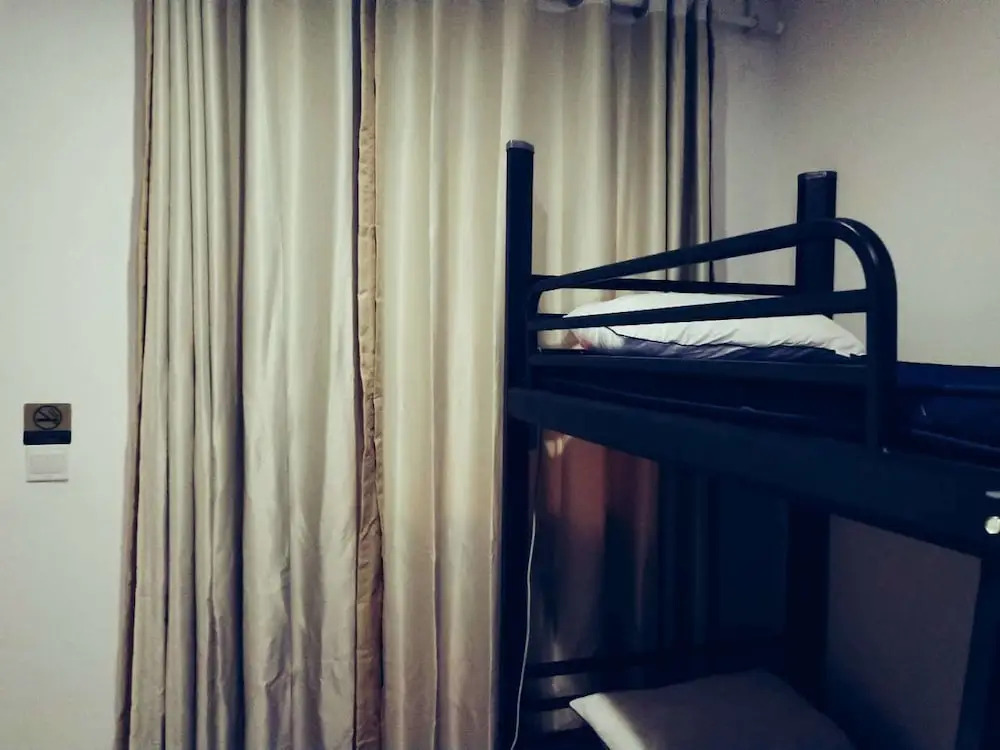 Wu Kong Youth Hostel Yuzhong store