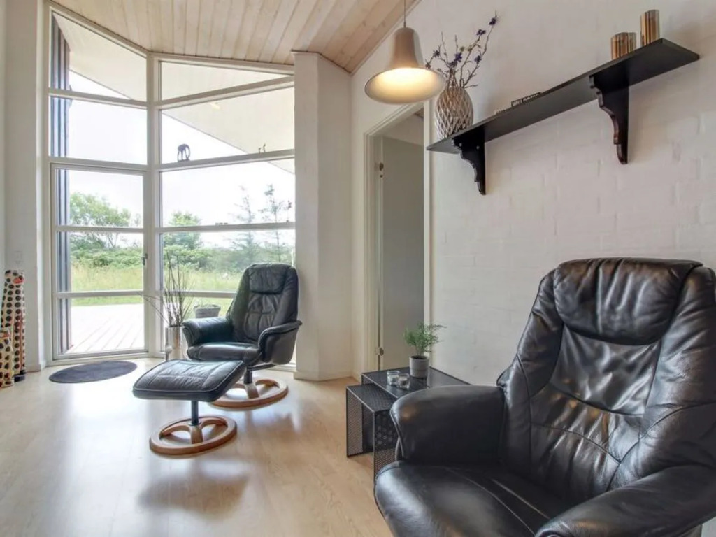"Serey" - 900m from the sea in NW Jutland