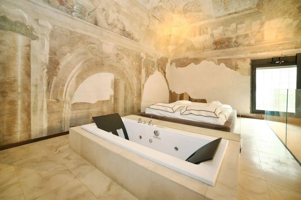 Florentia Suites