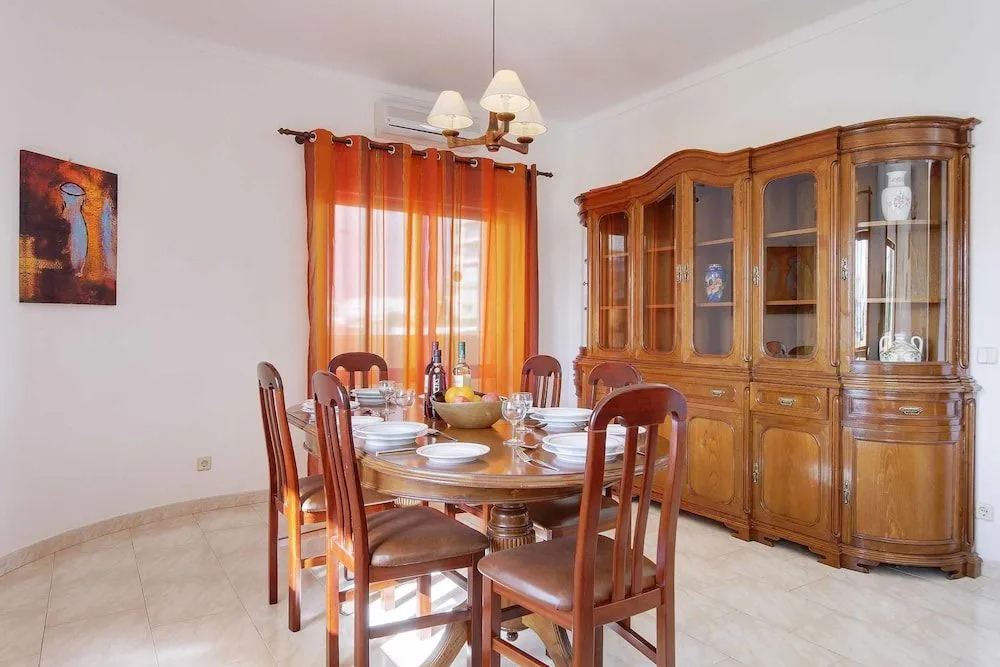 Villa Simoes