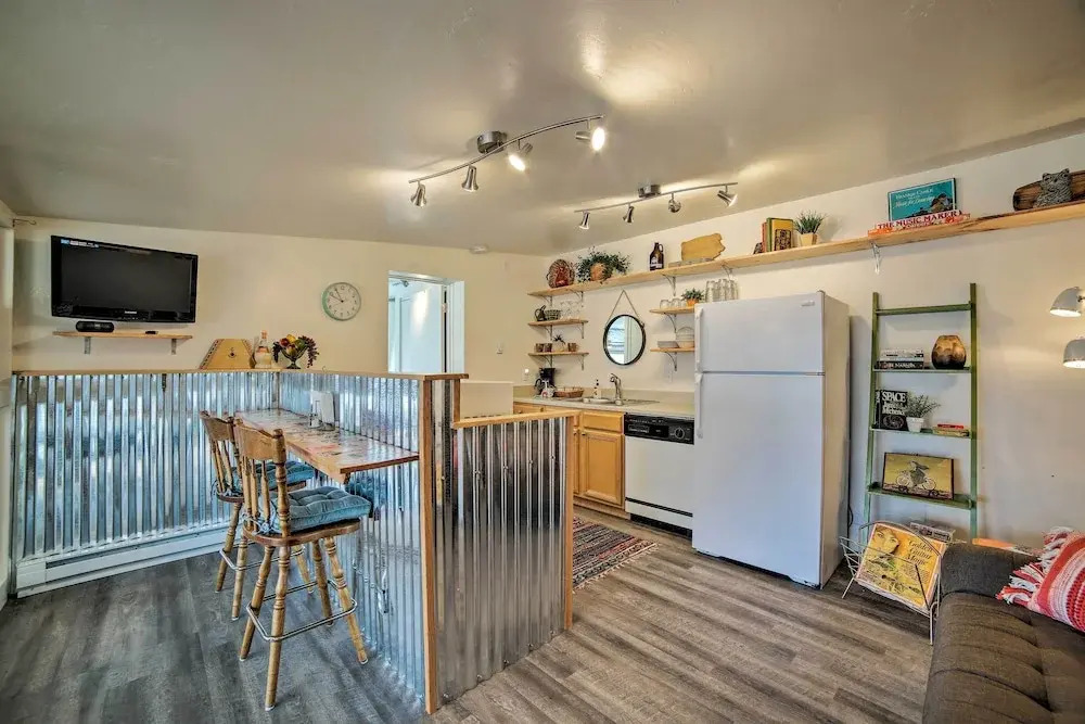 Cozy Grand Junction Bungalow by Trails + Wineries!